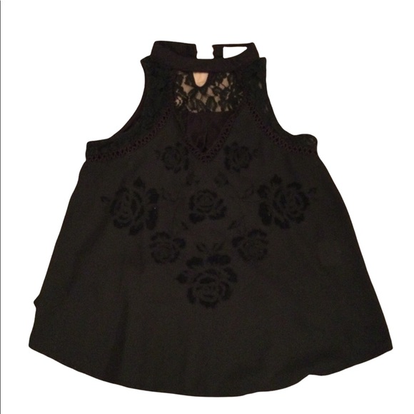 Altar'd State Tops - ALTAR’D STATE high neck embroidered top.